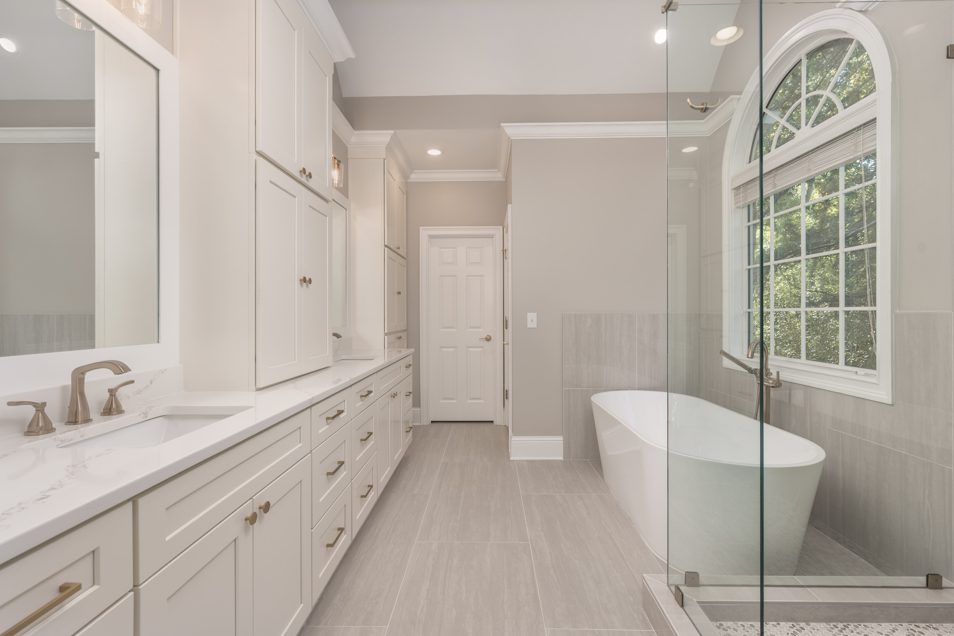 1011 Penfield Way image 18